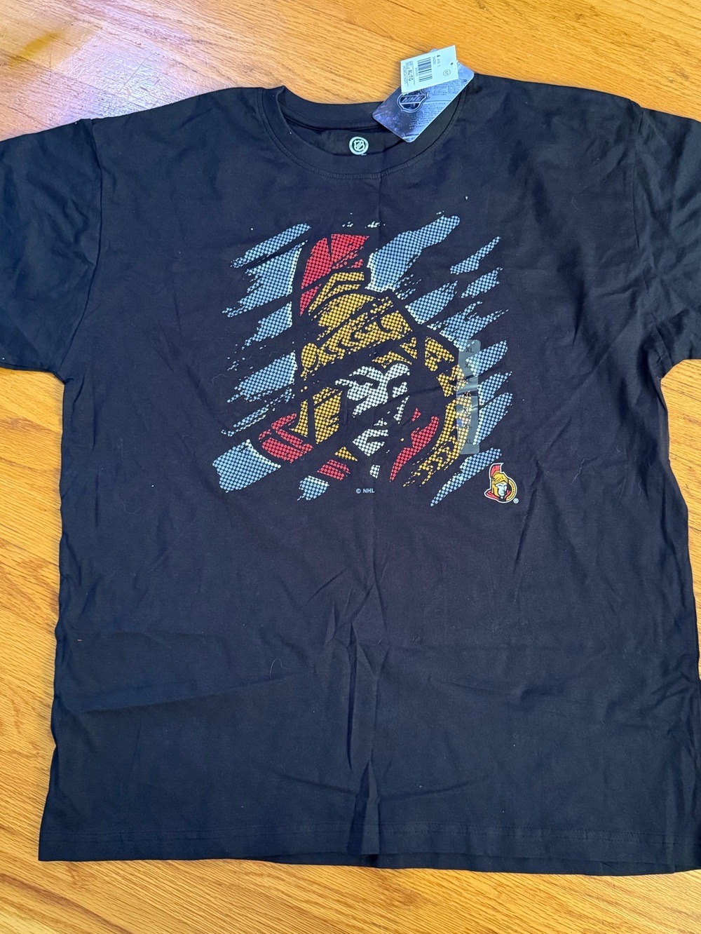 Ottawa NHL shirt NWT